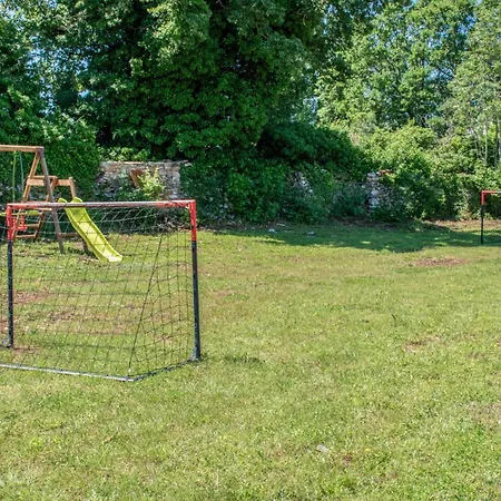 Vala With A Large Yard Near Pula - By Istrabook Villa Marčana